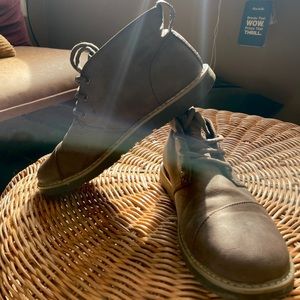 Skechers women’s bobs chill lugs boot size 36